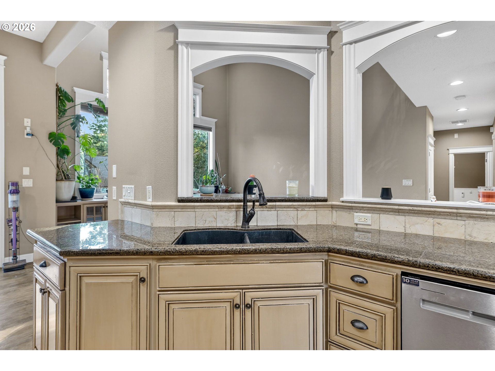 33094 Felisha Way Scappoose, OR 97056 - Photo 12 of 47 Deck