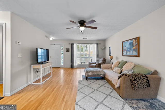 $325,000 | 13 Roxbury Lane, Newnan, GA 30265