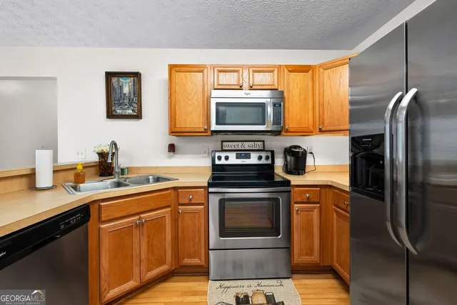 $325,000 | 13 Roxbury Lane, Newnan, GA 30265