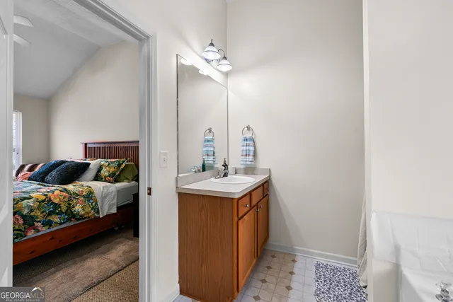 $325,000 | 13 Roxbury Lane, Newnan, GA 30265