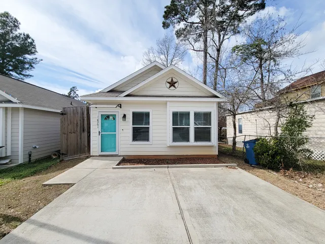 $1,300 | 16361 Eastchase Street, Montgomery, TX 77316