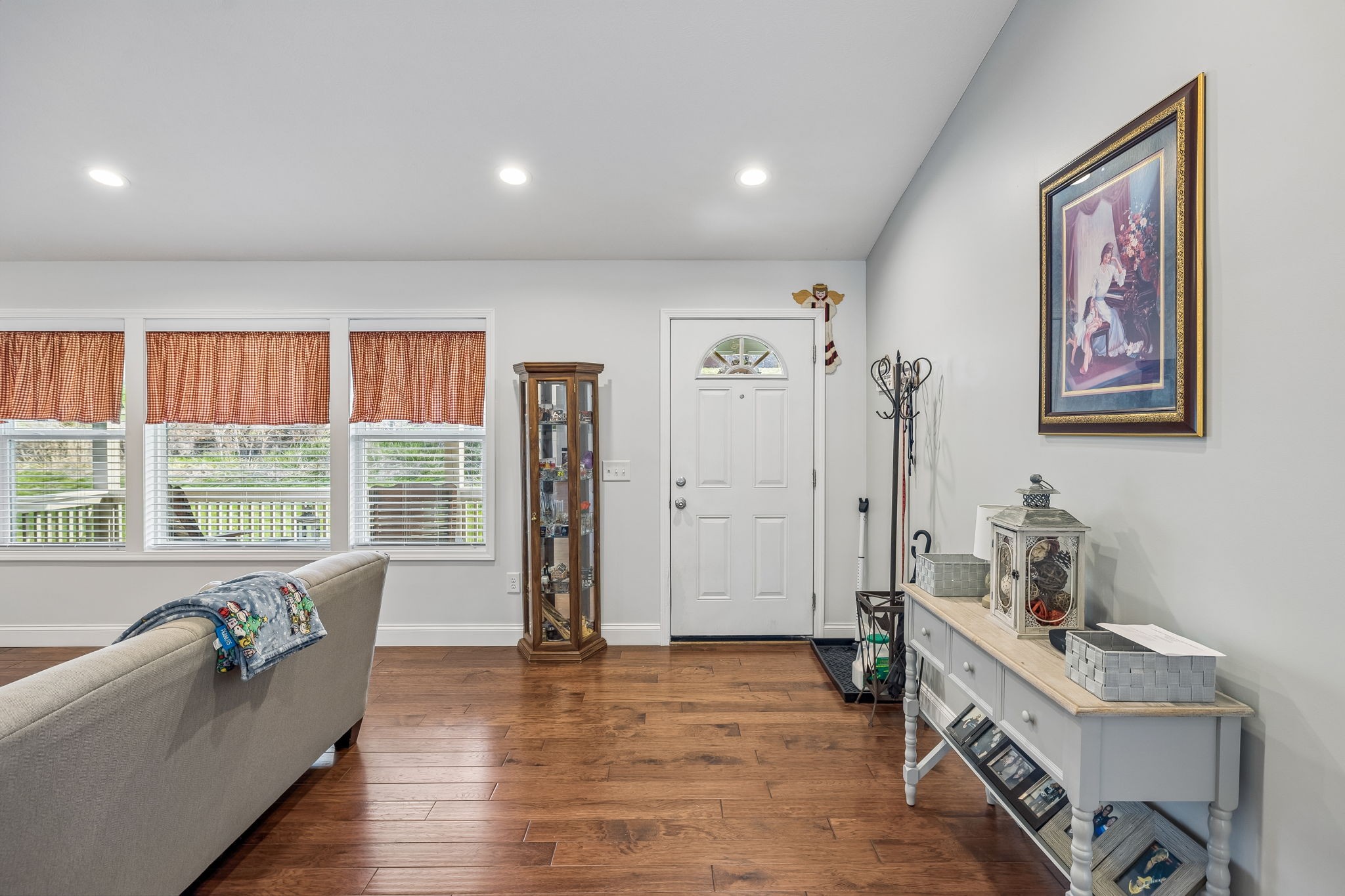 2 Hickman Creek Road North Hickman, TN 38567 - Photo 6 of 31 a spacious bedroom with a large bed and a window