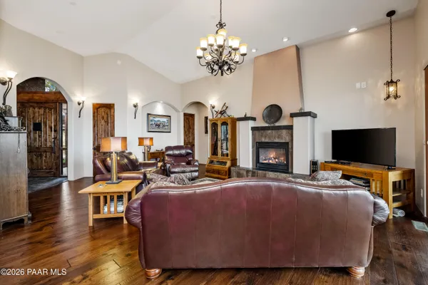 $1,900,000 | 830 Upper Sky Terrace Drive, Prescott, AZ 86303