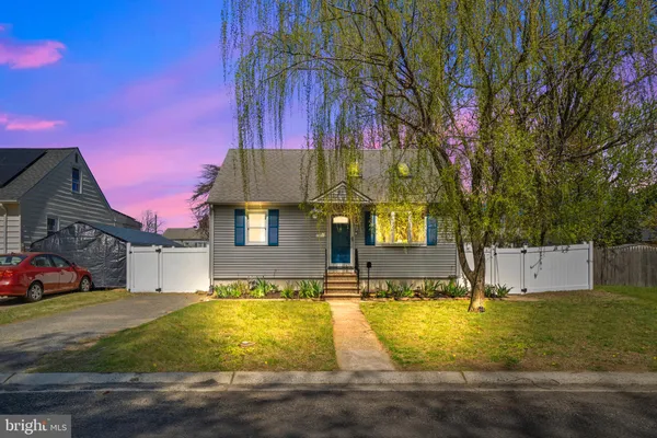 $375,000 | 171 Fairfax Drive, Cinnaminson, NJ 08077