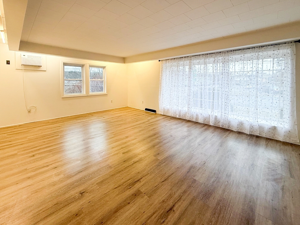 9 Mt Pleasant Street, Unit 1 Athol, MA 01331 - Photo 2 of 21