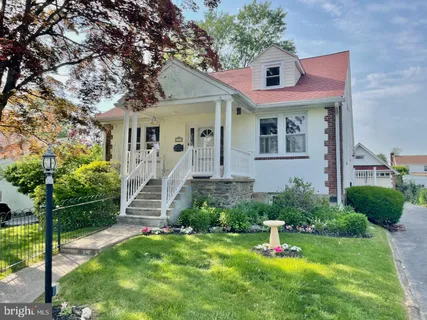 $569,500 | 1442 Dorchester Road, Havertown, PA 19083