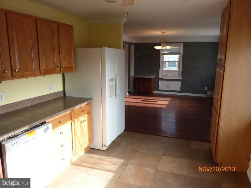 1722 Kirkland Road Baltimore, MD 21222 - Photo 3 of 19 Kitchen