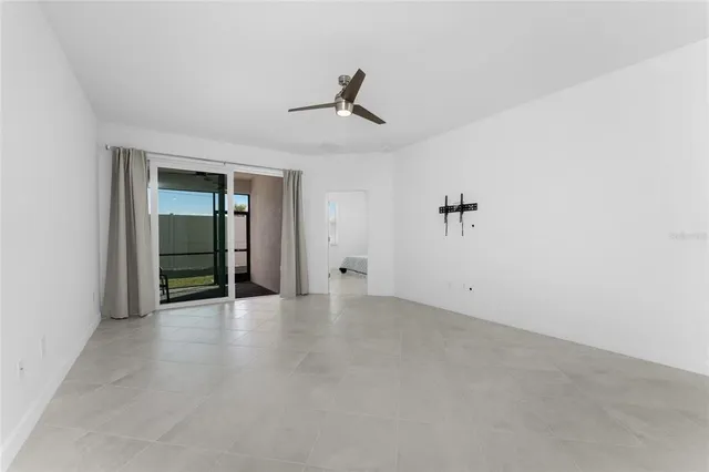 $268,900 | 8117 Shore Lake Drive, Englewood, FL 34224