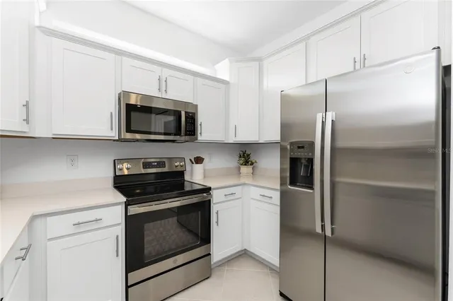 $268,900 | 8117 Shore Lake Drive, Englewood, FL 34224