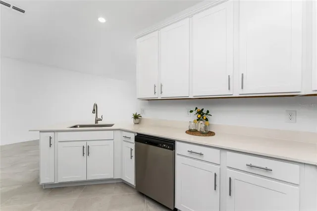 $268,900 | 8117 Shore Lake Drive, Englewood, FL 34224