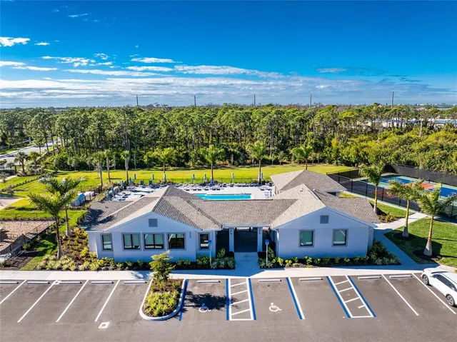 $268,900 | 8117 Shore Lake Drive, Englewood, FL 34224