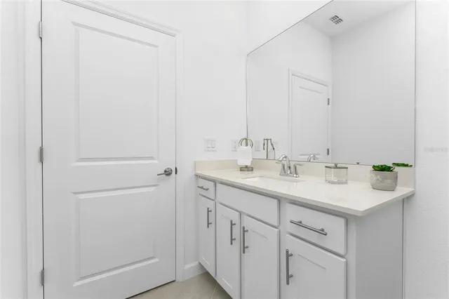 $268,900 | 8117 Shore Lake Drive, Englewood, FL 34224