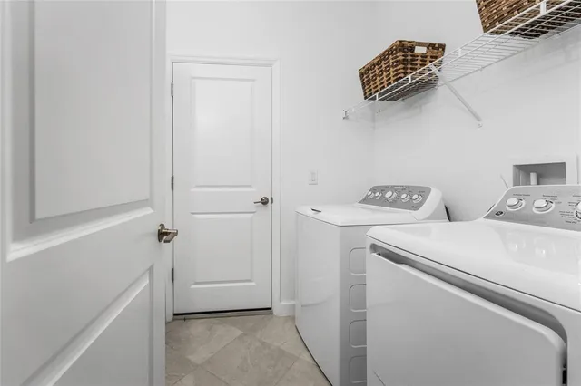 $268,900 | 8117 Shore Lake Drive, Englewood, FL 34224