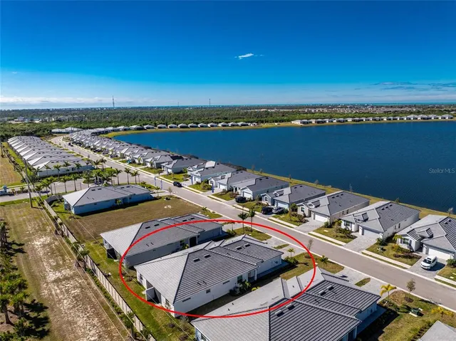 $268,900 | 8117 Shore Lake Drive, Englewood, FL 34224