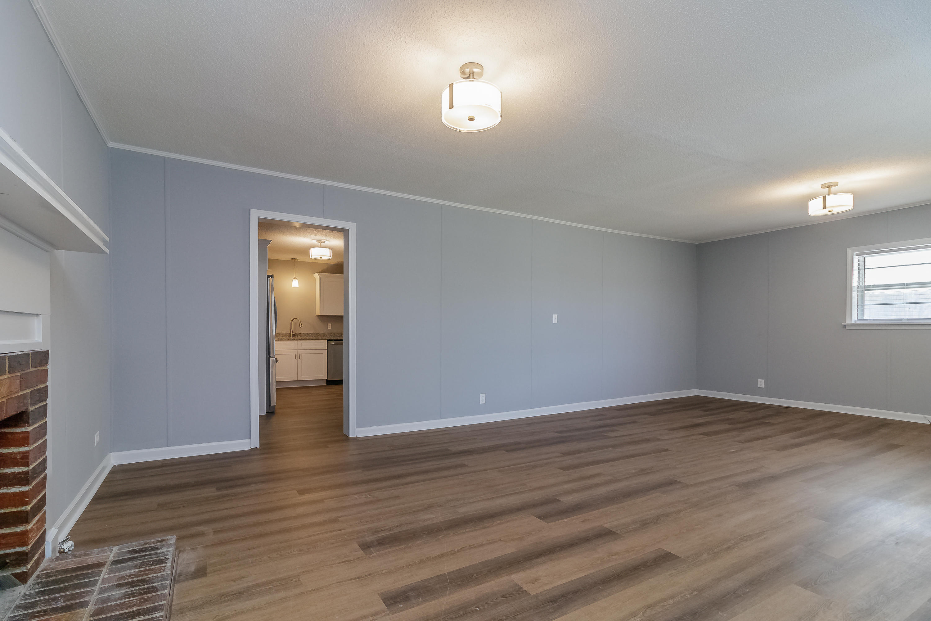 544 Thomas Road Trion, GA 30753 - Photo 3 of 43 Living Room