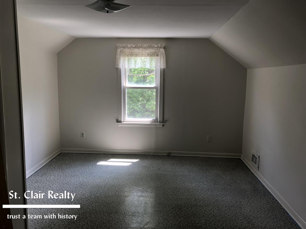 1746 Mayer Road Columbus, MI 48063 - Photo 12 of 19 31349366-11.JPG
