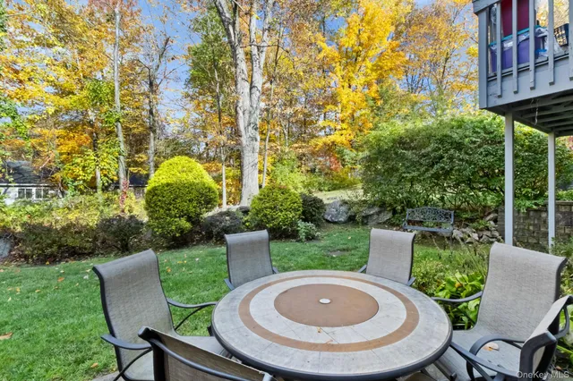 $499,000 | 148 Flintlock Way, Unit D, Yorktown Heights, NY 10598