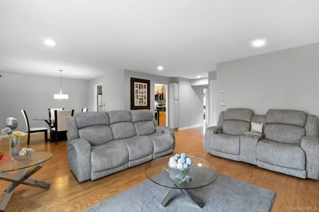 $499,000 | 148 Flintlock Way, Unit D, Yorktown Heights, NY 10598