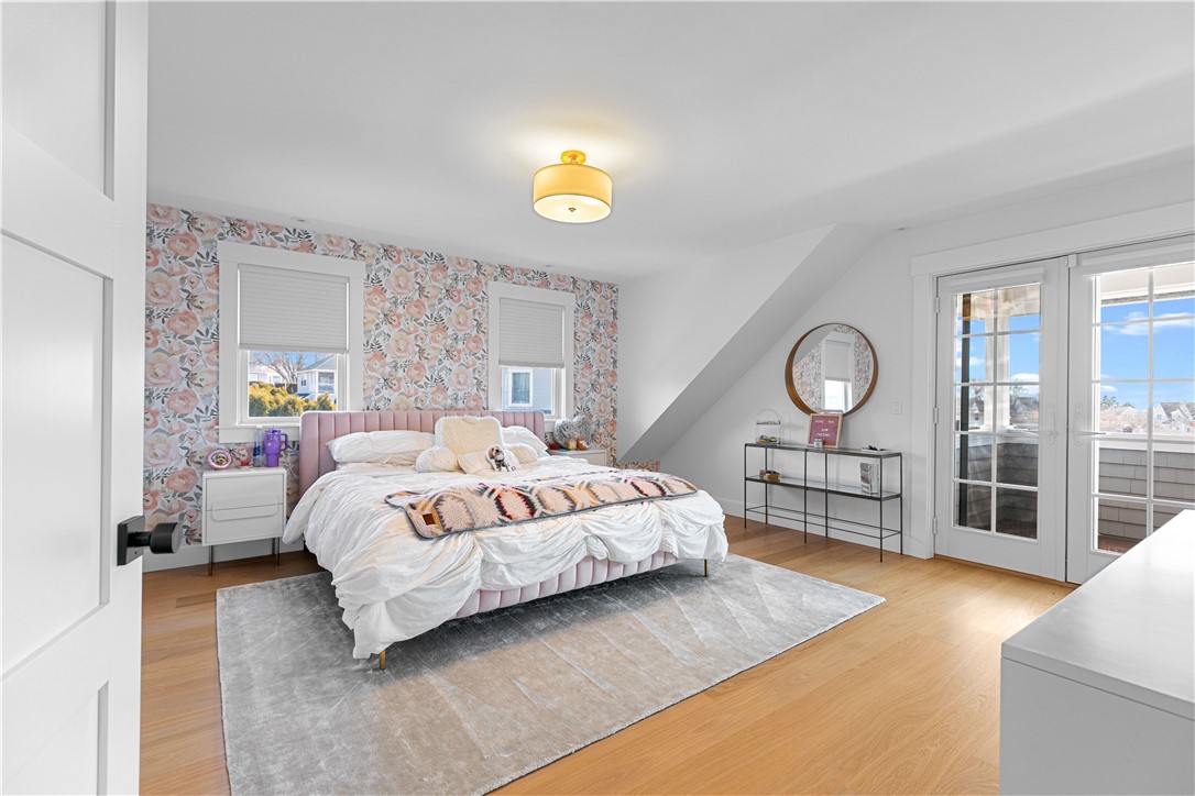 250 Allston Avenue Middletown, RI 02842 - Photo 18 of 41