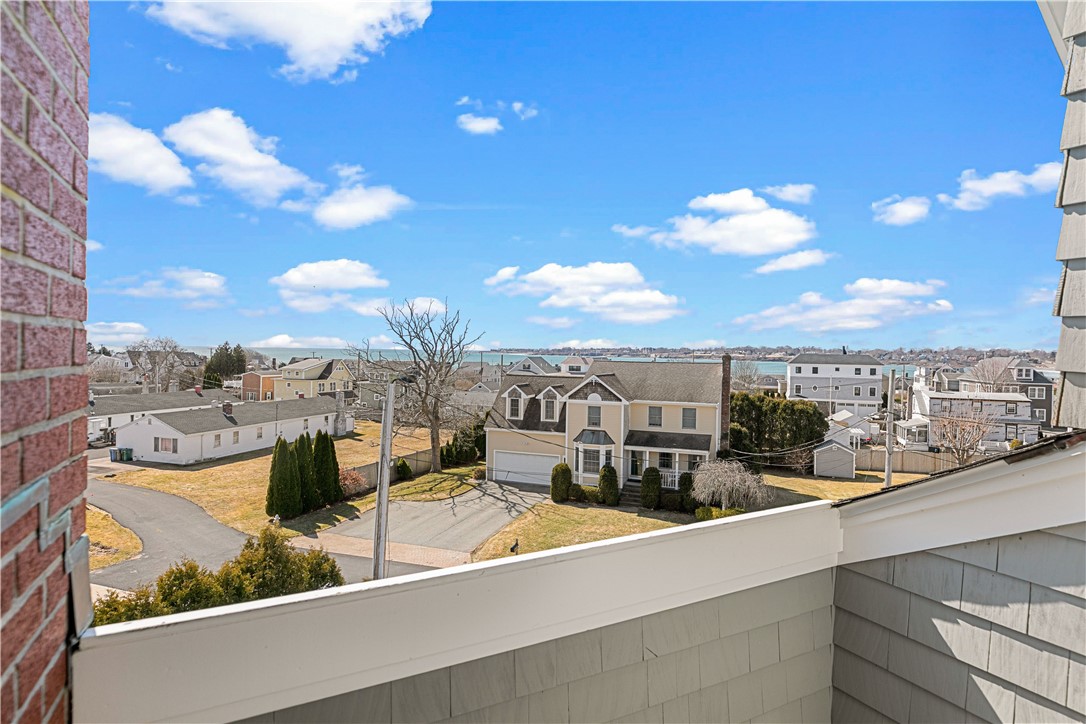 250 Allston Avenue Middletown, RI 02842 - Photo 30 of 41