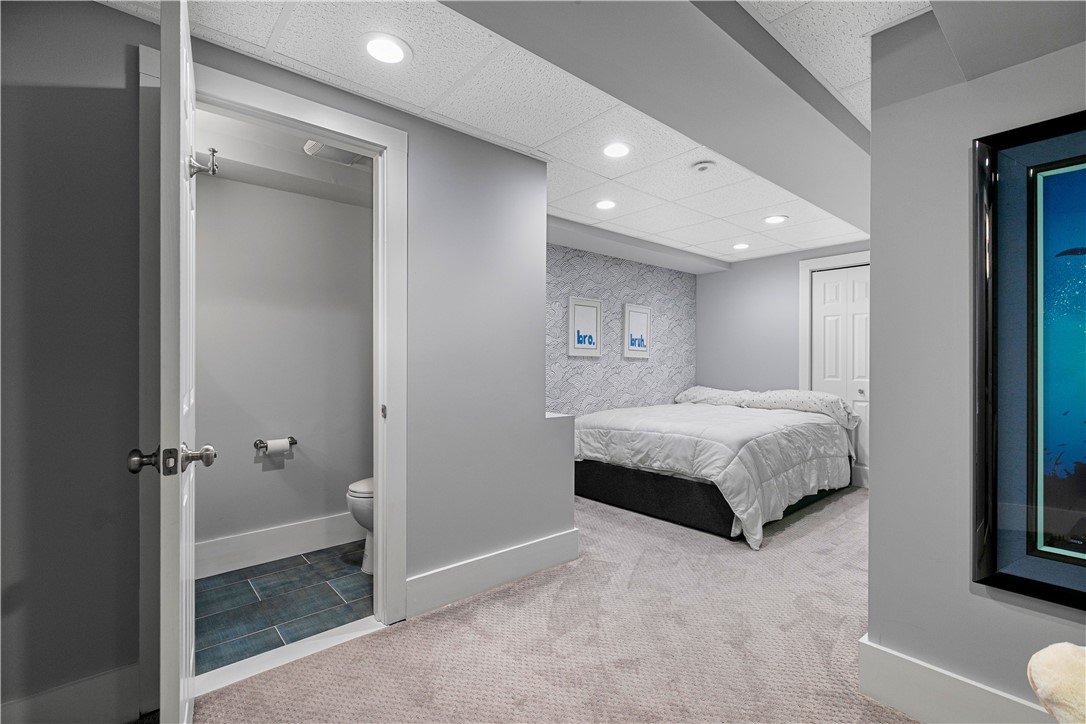 250 Allston Avenue Middletown, RI 02842 - Photo 35 of 41