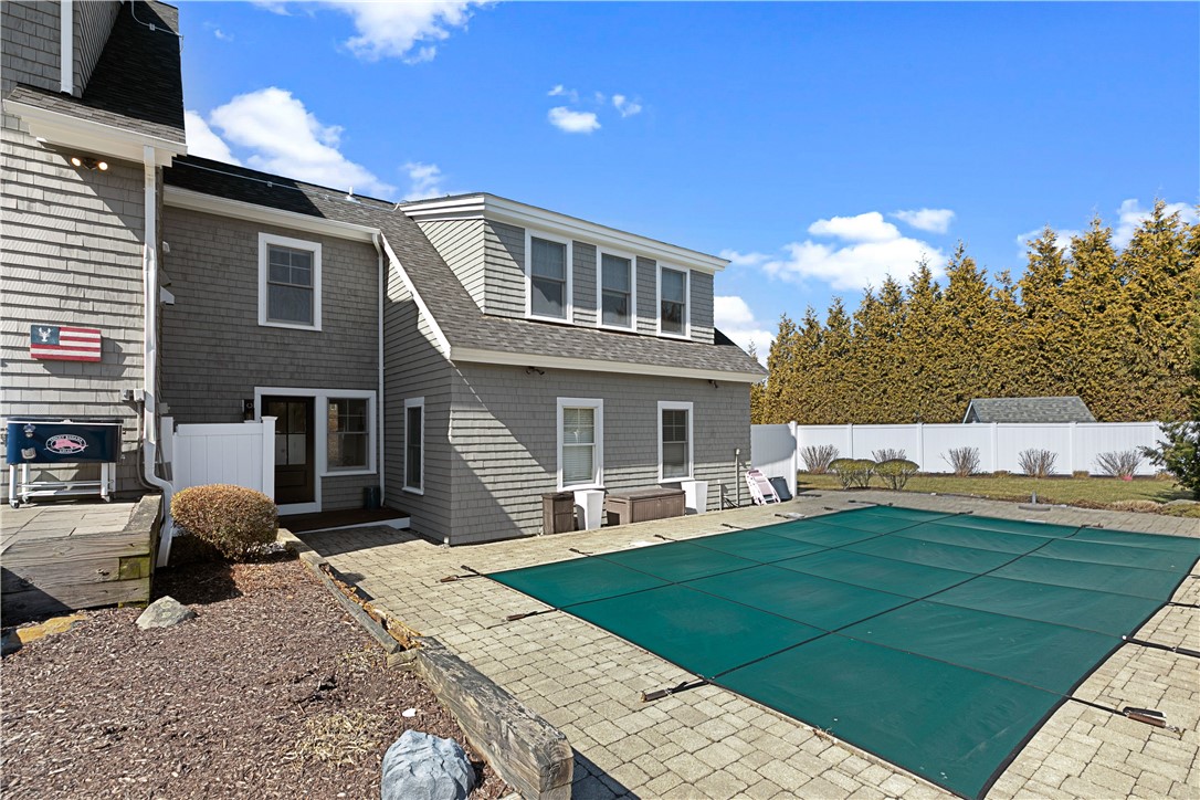 250 Allston Avenue Middletown, RI 02842 - Photo 39 of 41