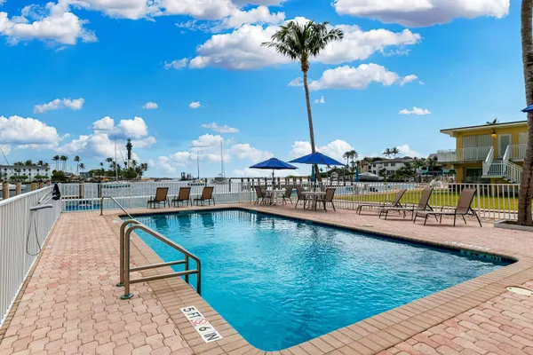 $3,850 | 2508 Bay Drive, Unit 102, Pompano Beach, FL 33062