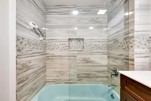 $3,850 | 2508 Bay Drive, Unit 102, Pompano Beach, FL 33062