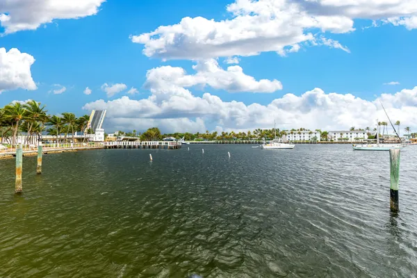 $3,850 | 2508 Bay Drive, Unit 102, Pompano Beach, FL 33062