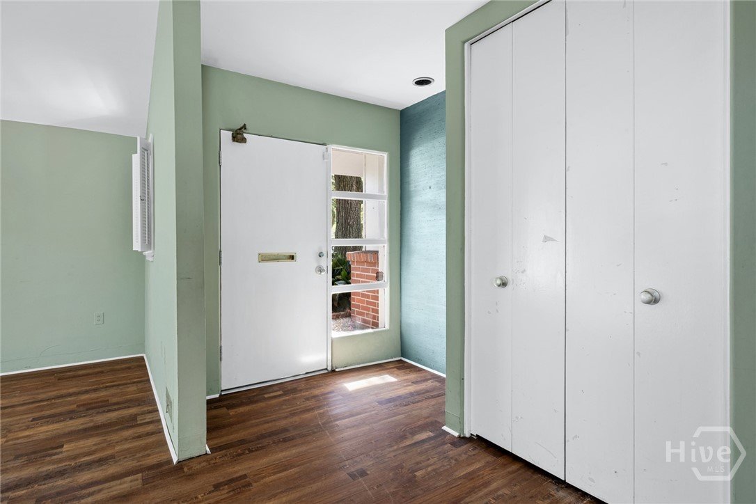 130 Brandywine Road Savannah, GA 31405 - Photo 4 of 41