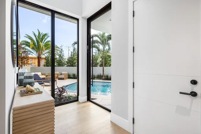 $5,850,000 | 810 Andrews Avenue, Delray Beach, FL 33483