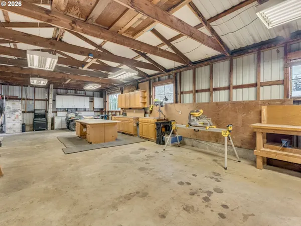 a view of a storage & utility room