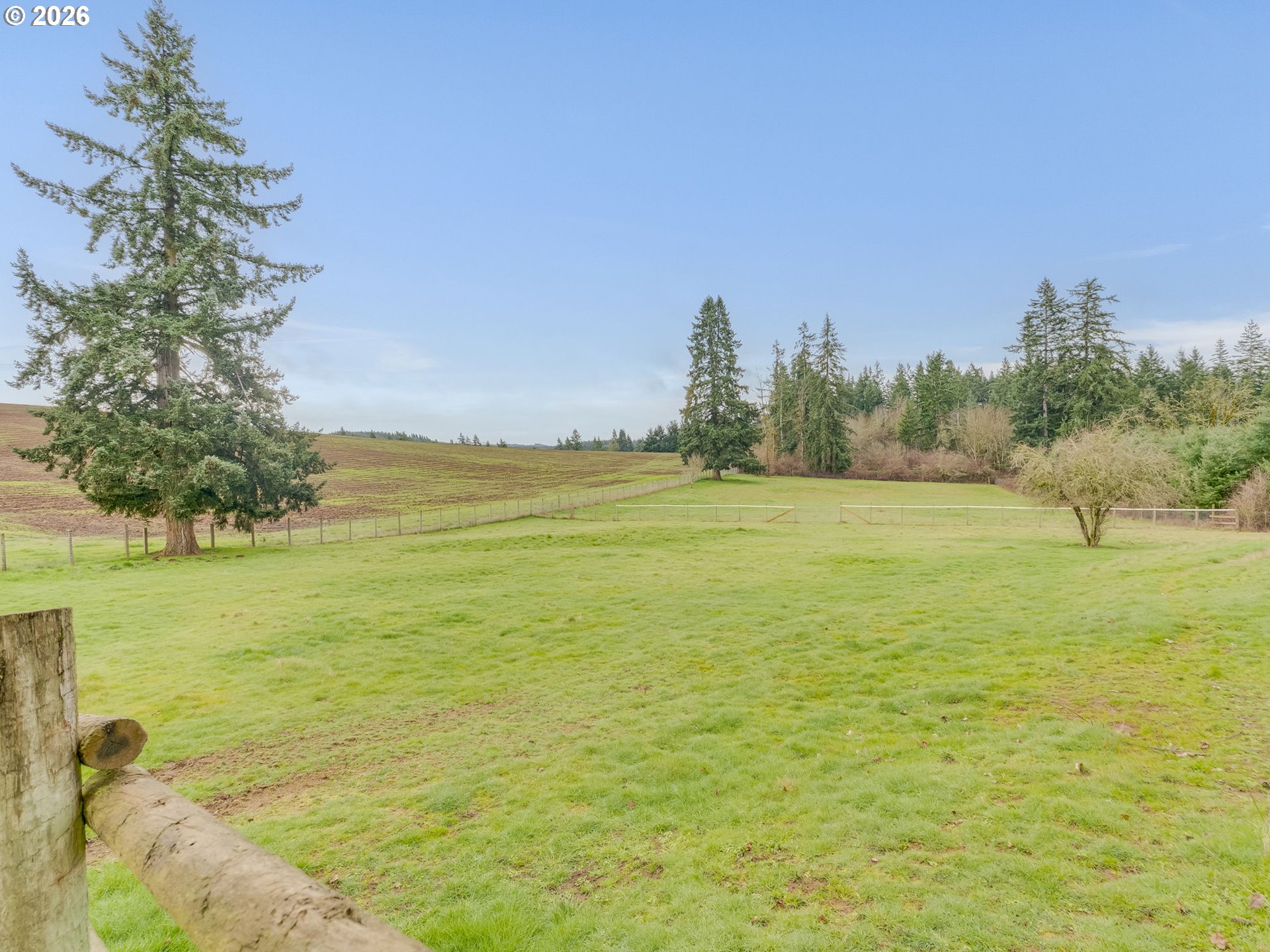 33100 Southeast Gunderson Road Boring, OR 97009 - Photo 34 of 48 a view of an ocean
