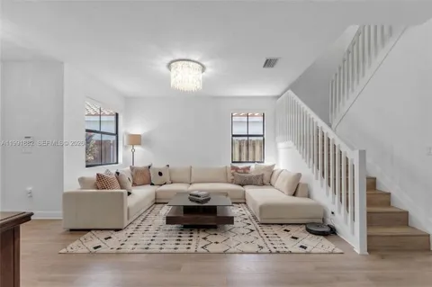 $925,000 | 9761 Northwest 9th Street, Miami, FL 33172