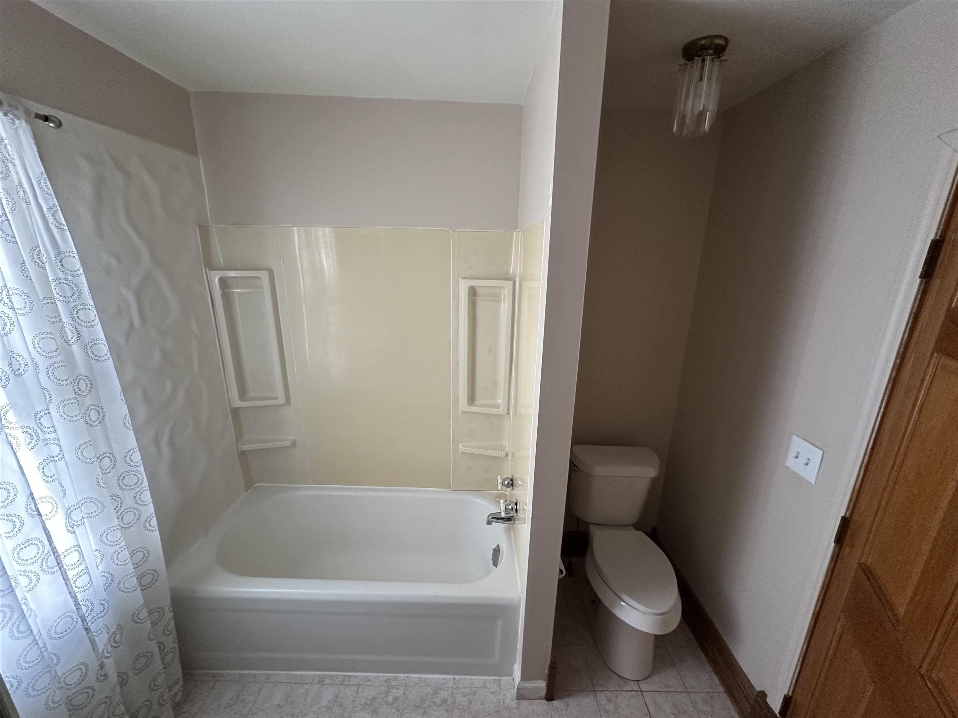 407 Harvard Street Bay City, MI 48708 - Photo 15 of 25 Gallery Image 15