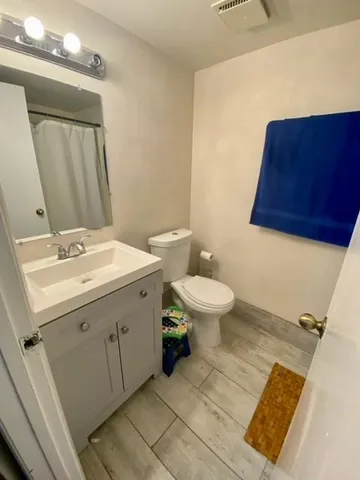 $1,800 | 6900 Southwest 39th Street, Unit 105, Davie, FL 33314