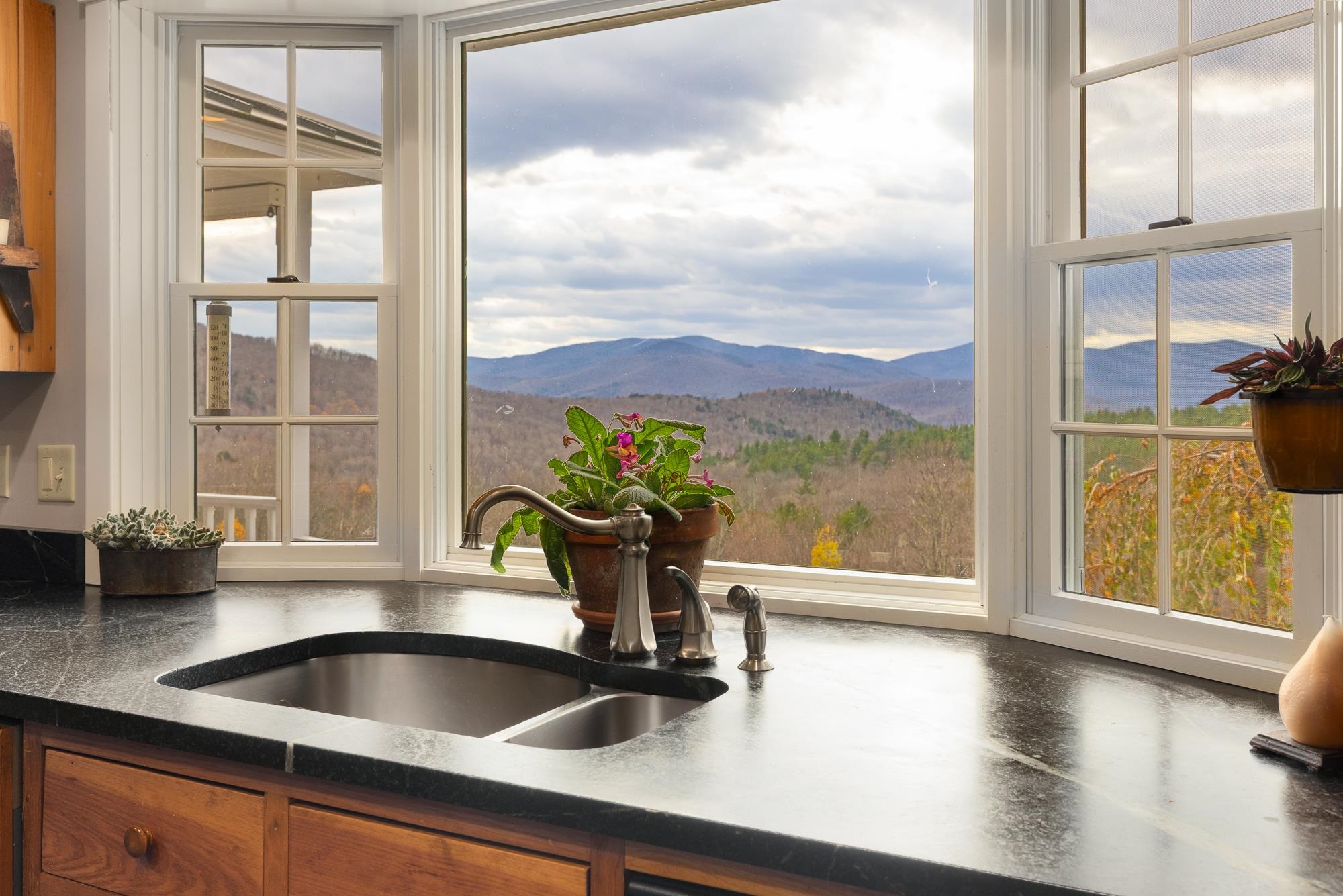 238 South Hallow Lane Rochester, VT 05767 - Photo 15 of 60 Gallery Image 15