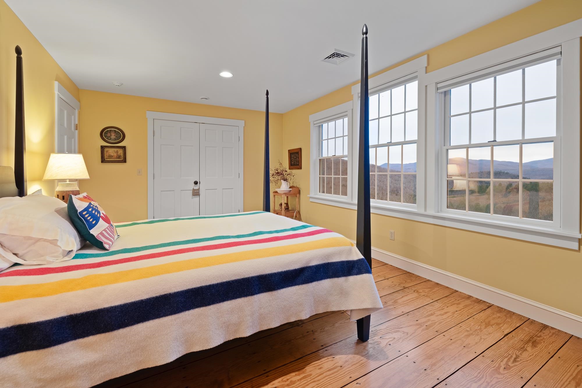 238 South Hallow Lane Rochester, VT 05767 - Photo 10 of 60 Gallery Image 10