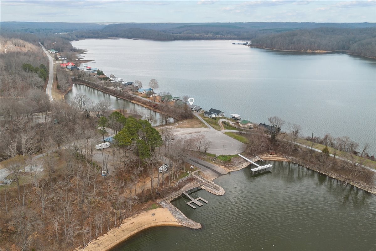 269 Paradise Lane Stewart, TN 37175 - Photo 30 of 31 an aerial view of a house with a lake view