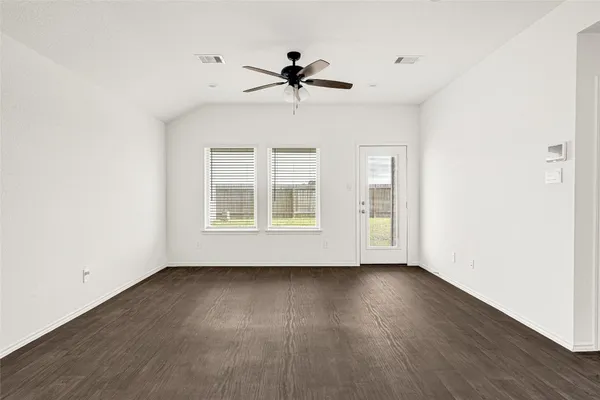 $1,950 | 2334 Spruce Clf Lane, Spring, TX 77373