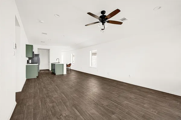 $1,950 | 2334 Spruce Clf Lane, Spring, TX 77373