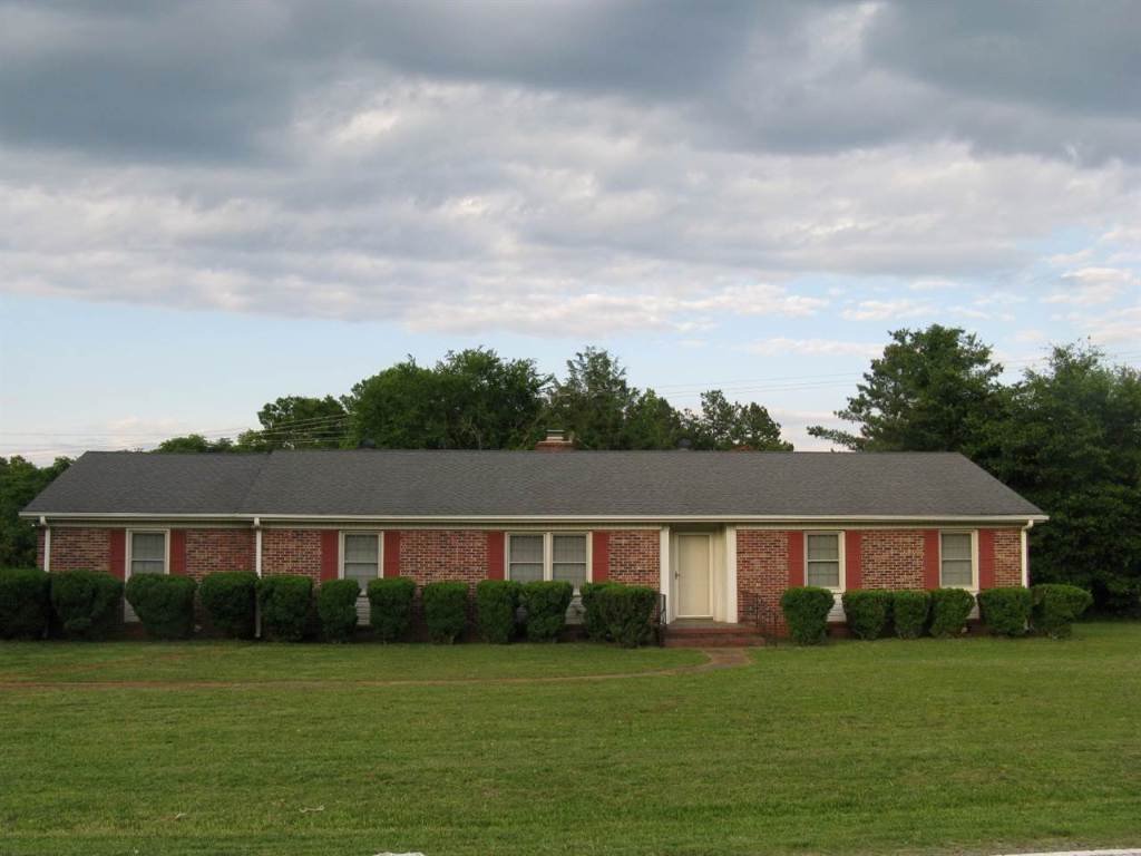 204 Timber Lane Anderson, SC 29621 - Photo 1 of 20 Gallery Image 1