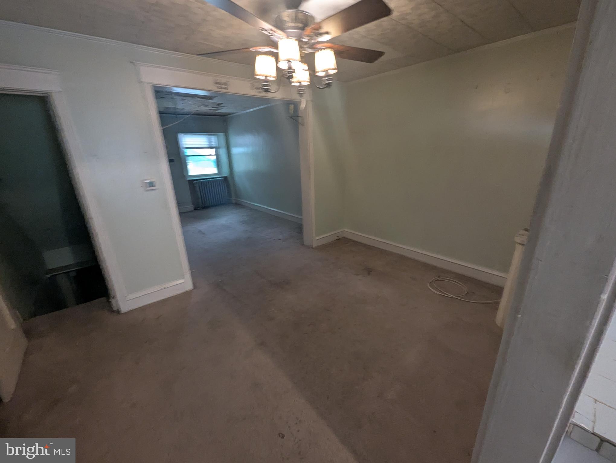 445 Millbank Road Upper Darby, PA 19082 - Photo 11 of 29