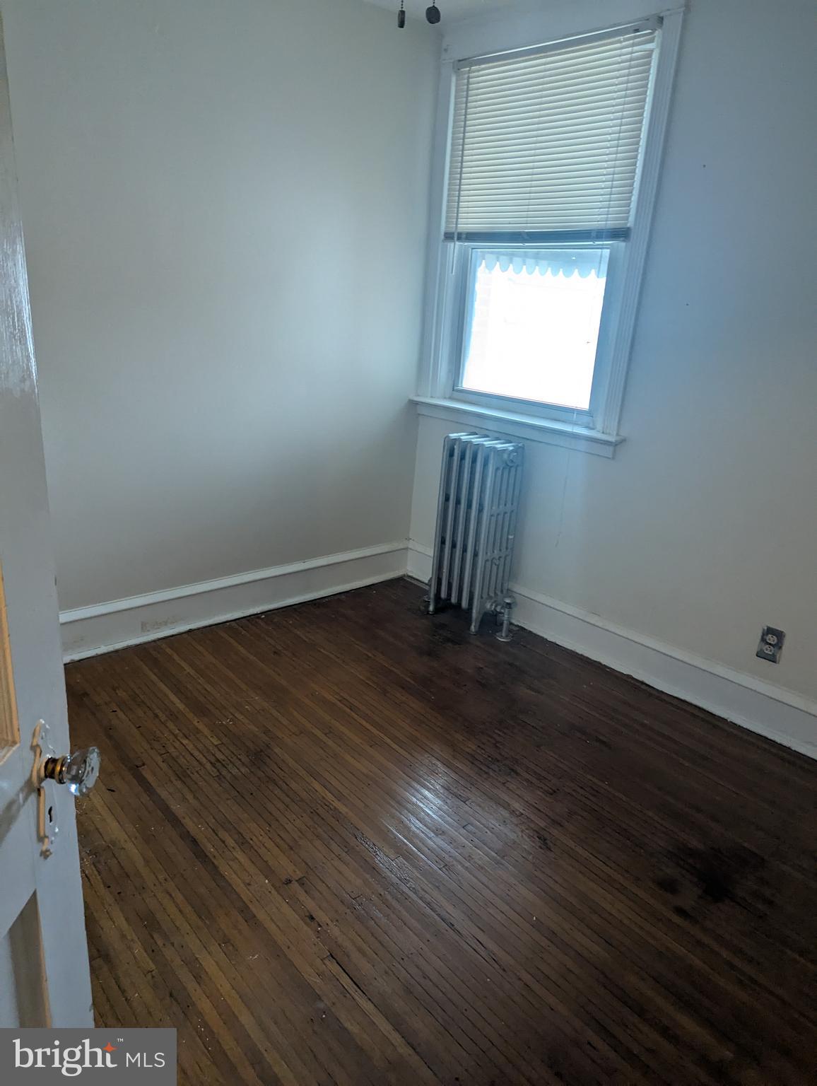 445 Millbank Road Upper Darby, PA 19082 - Photo 20 of 29