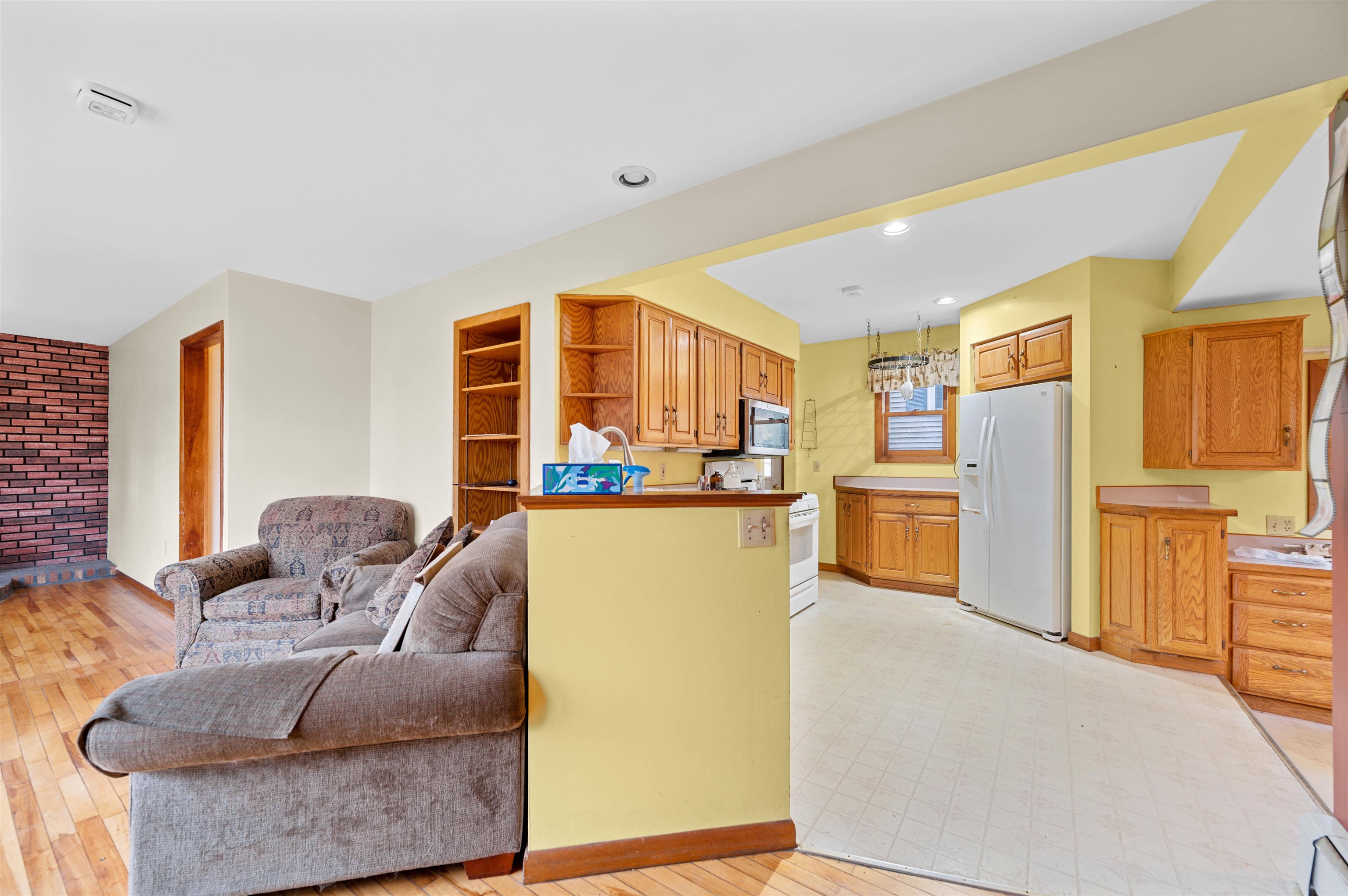 126 Foster Street Burlington, VT 05401 - Photo 8 of 38