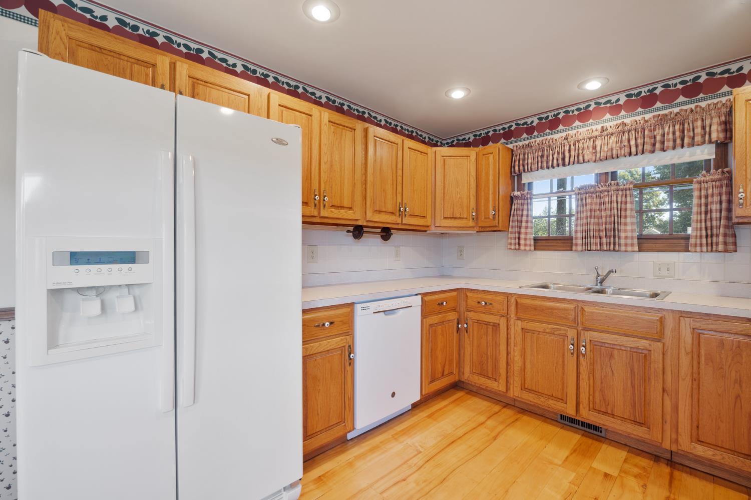 10083 Bridge Street Metamora, IN 47030 - Photo 15 of 53