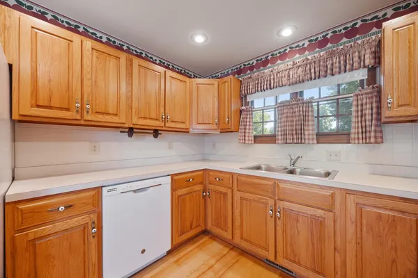 $202,000 | 10083 Bridge Street, Metamora, IN 47030