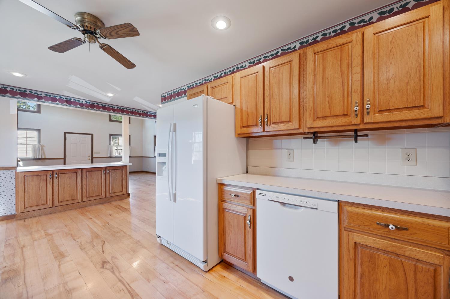 10083 Bridge Street Metamora, IN 47030 - Photo 18 of 53 All appliances stay