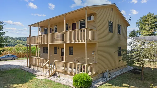 $202,000 | 10083 Bridge Street, Metamora, IN 47030