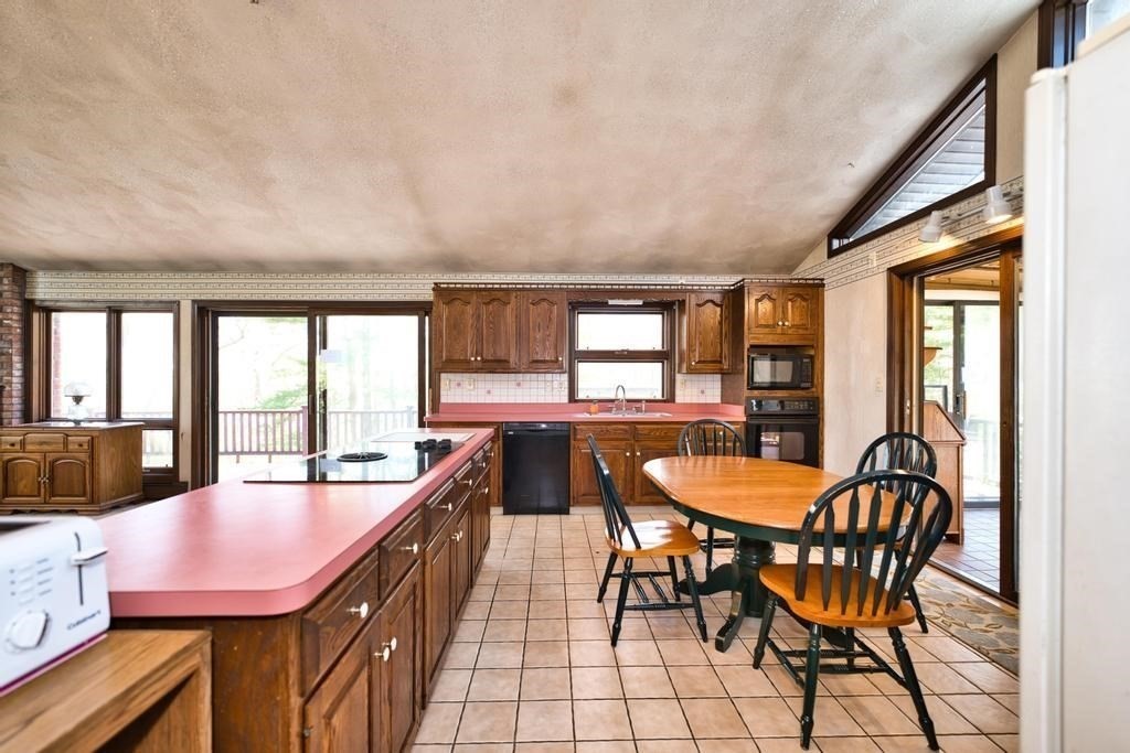 38 Gaudette Street Fall River, MA 02721 - Photo 26 of 41 a dining room with furniture and window